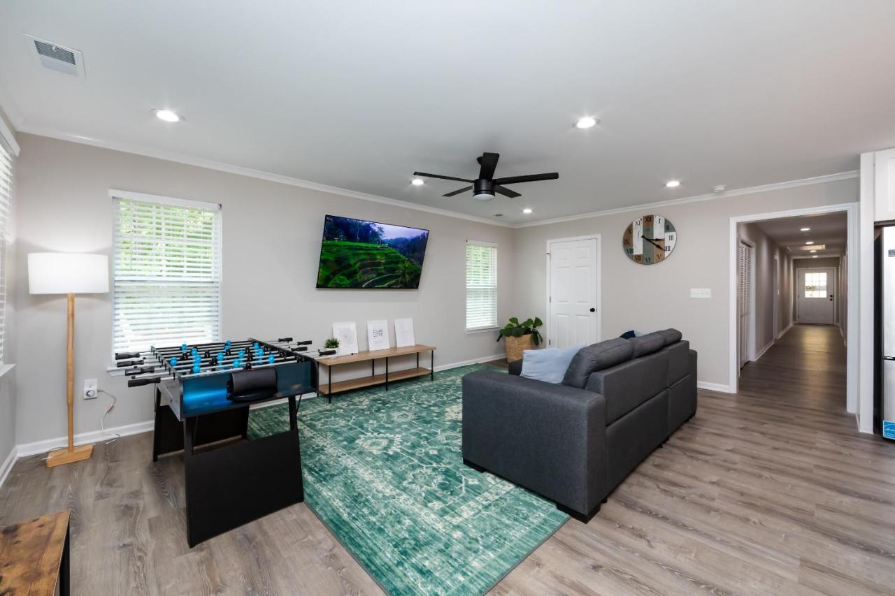 Brandnew Spacious 4 Bedroom House Minutes To Uptown Charlotte Exterior photo
